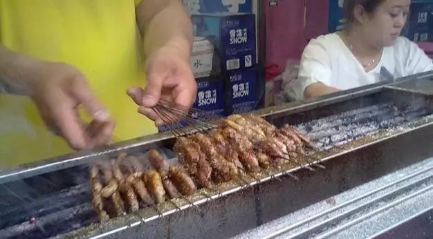 在哈尔滨,一定要撸完这10根串才算圆满!