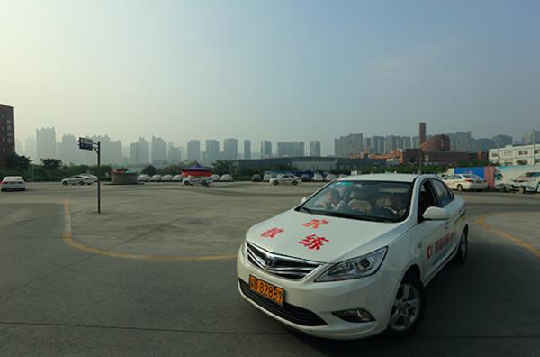 2017年重庆哪家驾校比较好,重庆驾校正规排名榜