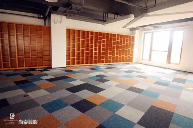 电商办公设计装修高端,二十平米的时尚办公室设计