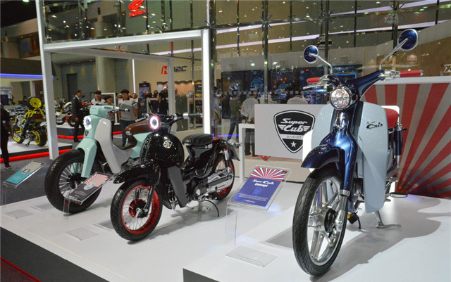 本田supercub125超级幼兽智能版,本田幼兽crosscub白色上市时间