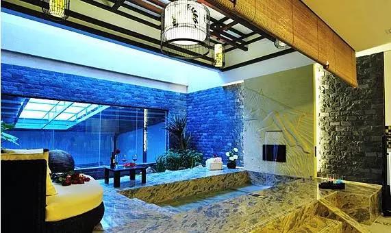 不敢往下看的酒店,深圳最不真实的酒店