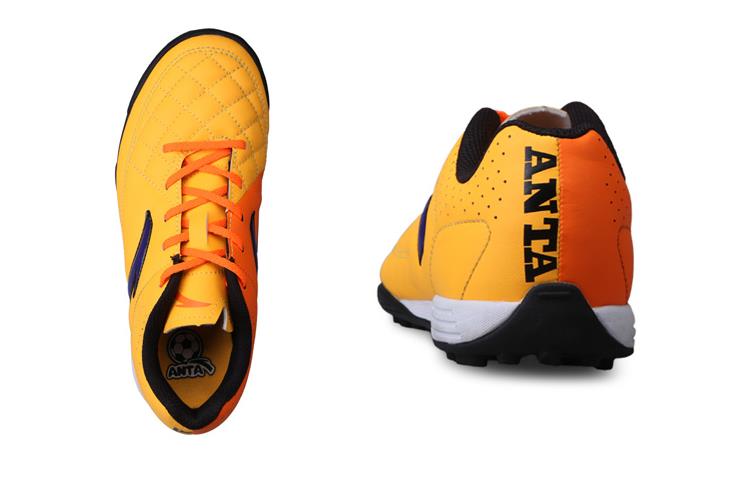 山寨足球鞋,安踏雄狮足球鞋郑智