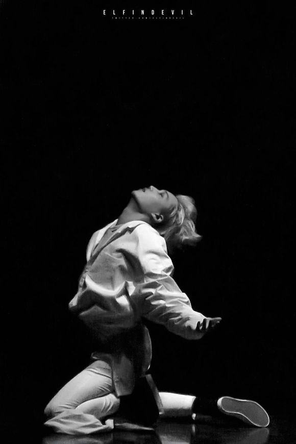 郑秀晶和kai恋爱,kai与郑秀晶恋情