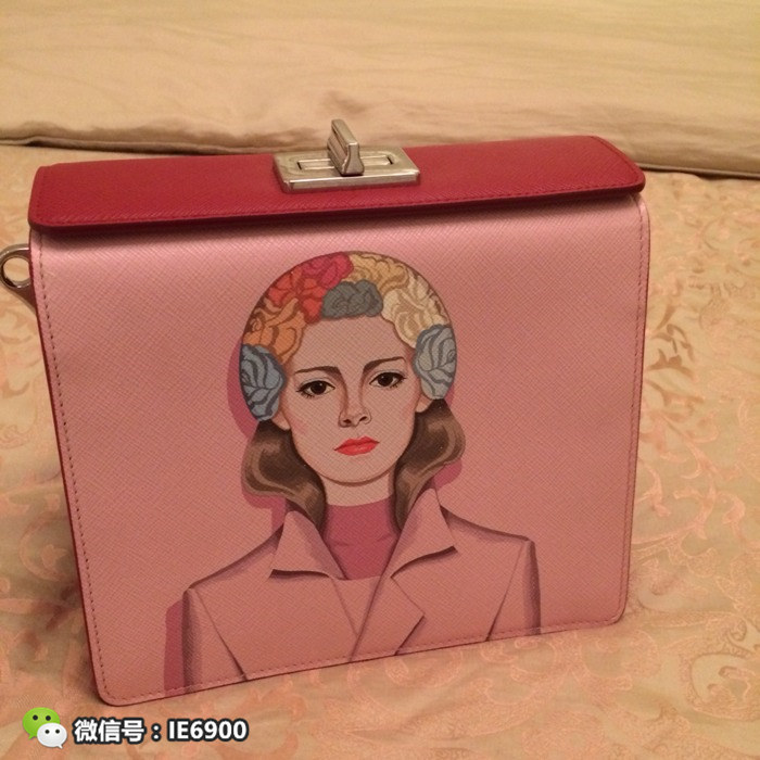 女生就得宠自己，90后辣妈嫁入豪门挥金无度！疯狂购买奢侈品！