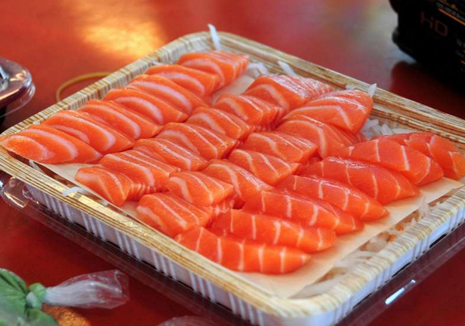 女孩吃过量泻药腹泻,女士吃泻药腹泻不止