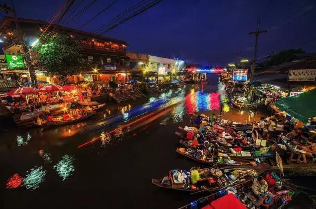 揭秘:真实的泰国人妖,昙花一现的美丽