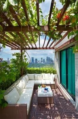 揭秘:真实的泰国人妖,昙花一现的美丽