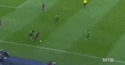 梅西一条龙过人4k视频,梅西犯罪式过人2015