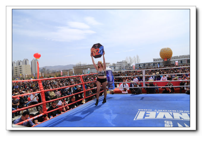 青海互助打起来了,昆仑对决又在青海互助上演搏击大战