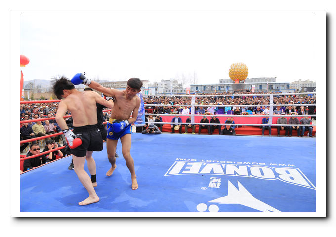 青海互助打起来了,昆仑对决又在青海互助上演搏击大战