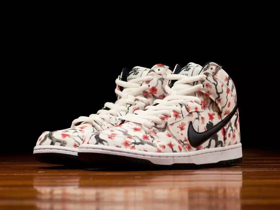 即使你不是球鞋迷，都必须有一双的AirMax