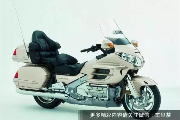 几十万的摩托车值得买吗,几十万的车和十几万的摩托车