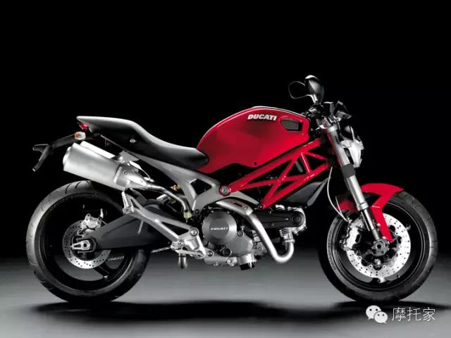 试驾杜卡迪monster821,杜卡迪monster821测评