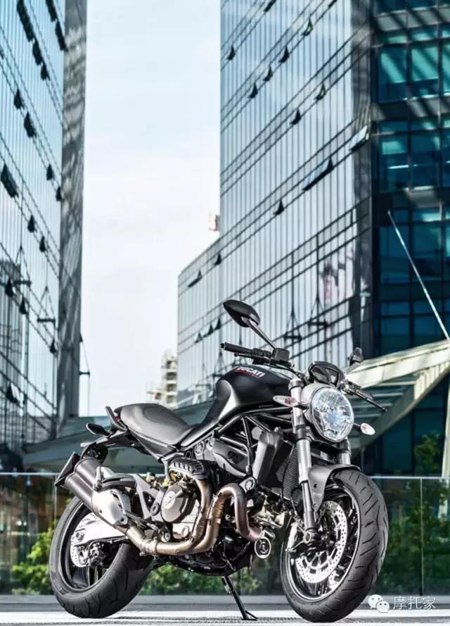 试驾杜卡迪monster821,杜卡迪monster821测评