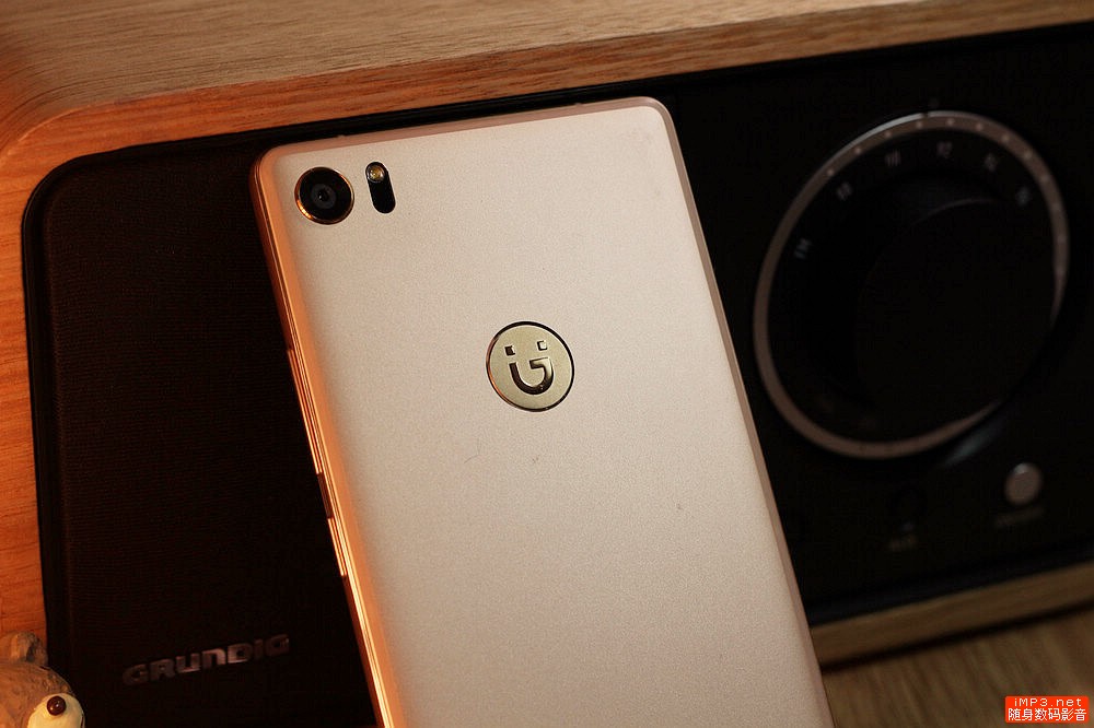 金立带天线的手机,金立s8枭龙