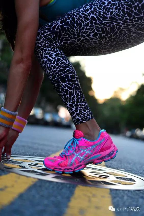 没有好看的衣服怎么办,没有衣服穿怎么健身