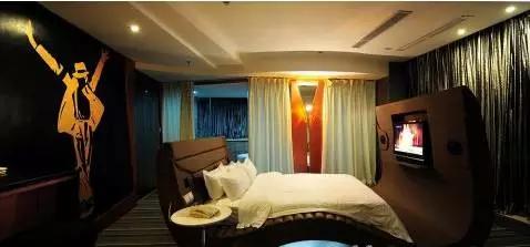 不敢往下看的酒店,深圳最不真实的酒店