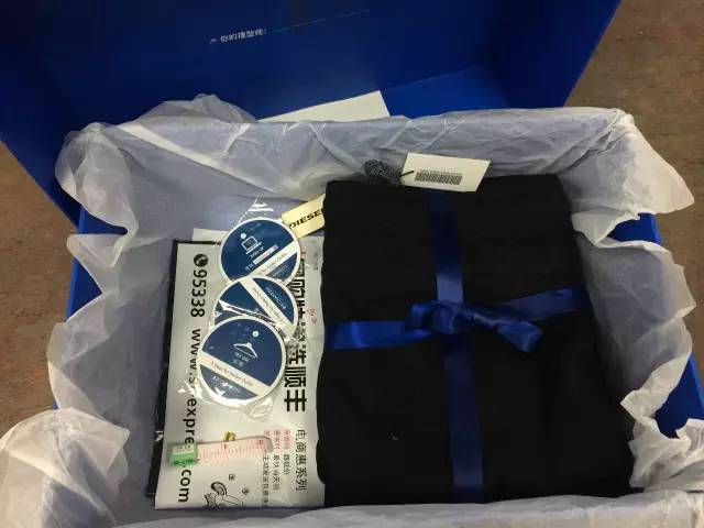 用户说｜三十度没带正装，商旅人士的必备烦恼