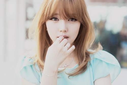 第一次见面怎么聊天比较合适,第一次见面怎么聊天不冷场