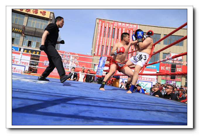 青海互助打起来了,昆仑对决又在青海互助上演搏击大战