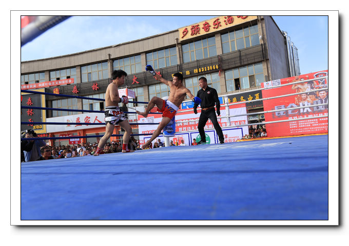 青海互助打起来了,昆仑对决又在青海互助上演搏击大战