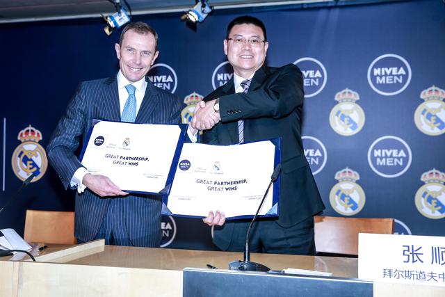 c罗爱打扮,35岁的c罗再次上演奇迹