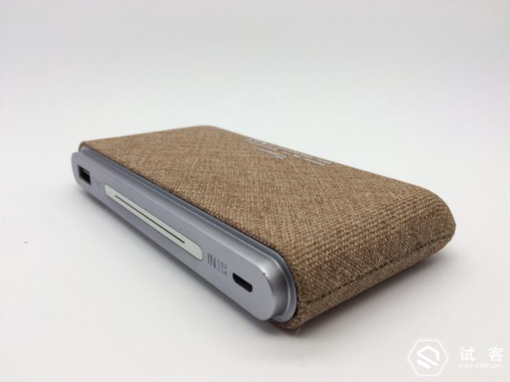 试用报告|外表淳朴、内心狂热——乐泡淳麻版移动电源体验！