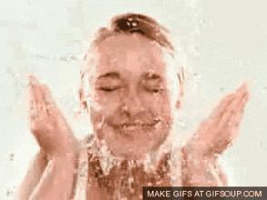 踏青被蜜蜂蜇,花海被蜜蜂蜇了