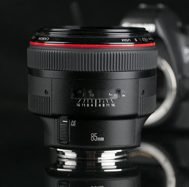 佳能rf85f2镜头评测,佳能852.0测评
