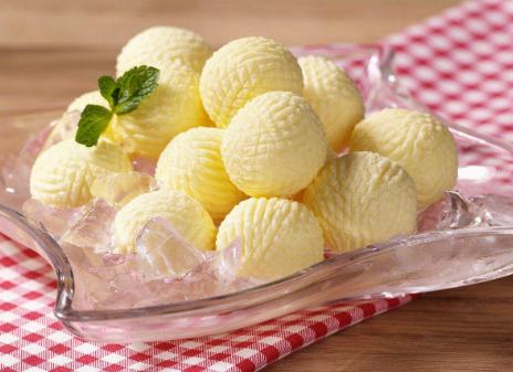 巴菲特24年投资的五大股,巴菲特在投资时怎么抄底