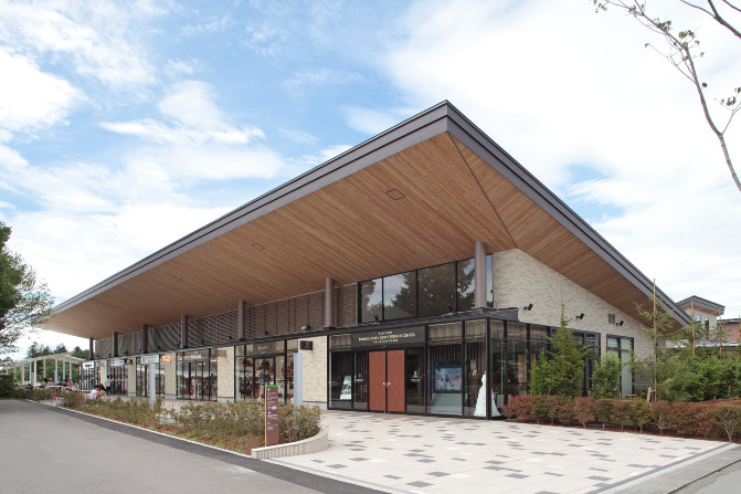 奥特莱斯奢侈品攻略,东京哪个奥特莱斯奢侈品牌多