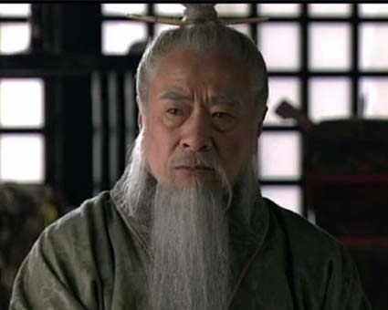 曹操来犯张昭劝孙权投降,张昭为什么要孙权投降曹操