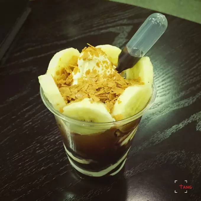 做一只治愈的猫,做一只快乐的柴犬