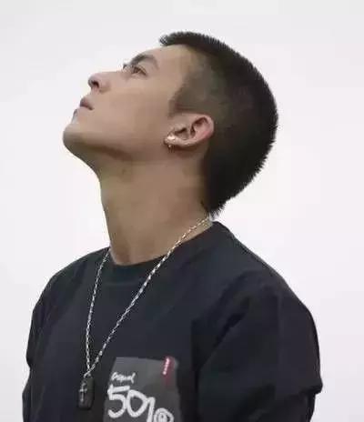 是男人这辈子都要剪一次寸头，寸头是检验脸好的唯一标准！