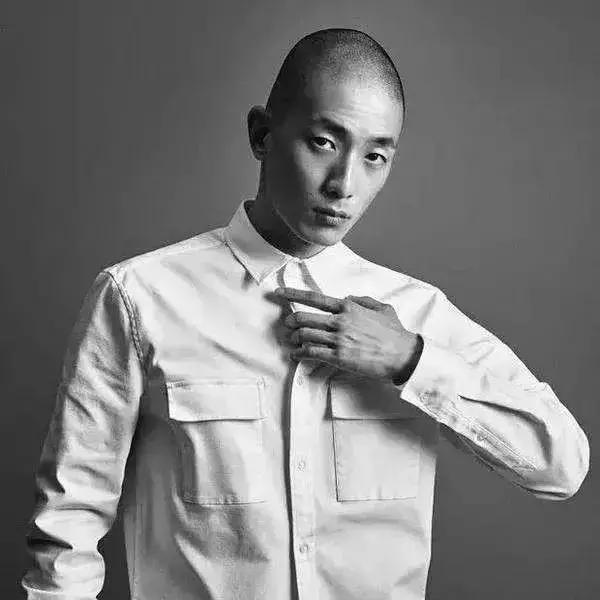 是男人这辈子都要剪一次寸头，寸头是检验脸好的唯一标准！