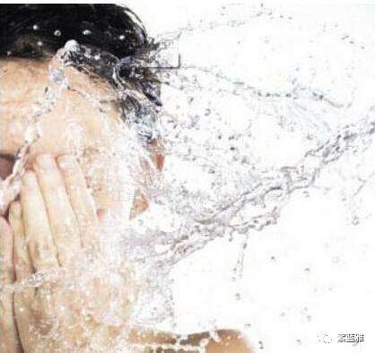 长了脂肪粒该怎么办,头皮长脂肪粒怎么办