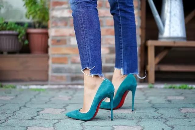 最时尚刺绣哈伦牛仔裤,轻奢刺绣阔腿牛仔裤