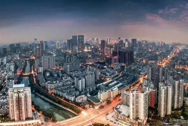 对不起成都，我只能给你90分！