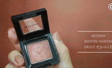 「FLACOO芙兰珂」初秋最chic眼影组合，唐嫣和baby亲自示范！