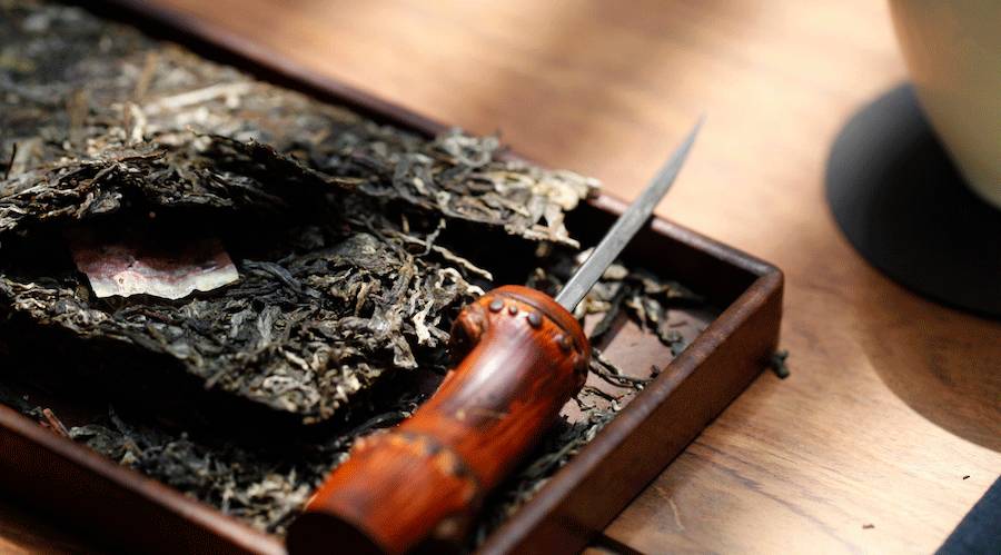 如何撬开一饼普洱茶,手把手教程