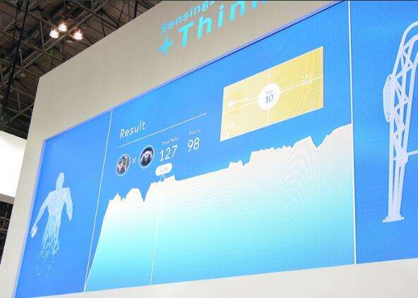 最新款乒乓球机器人,乒乓球发球机