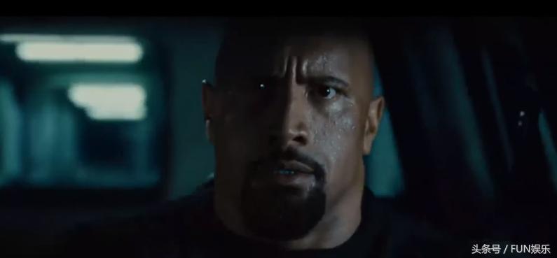 价值2000万防爆防弹的全球限量版豪车内饰,还可以玩ps3游戏