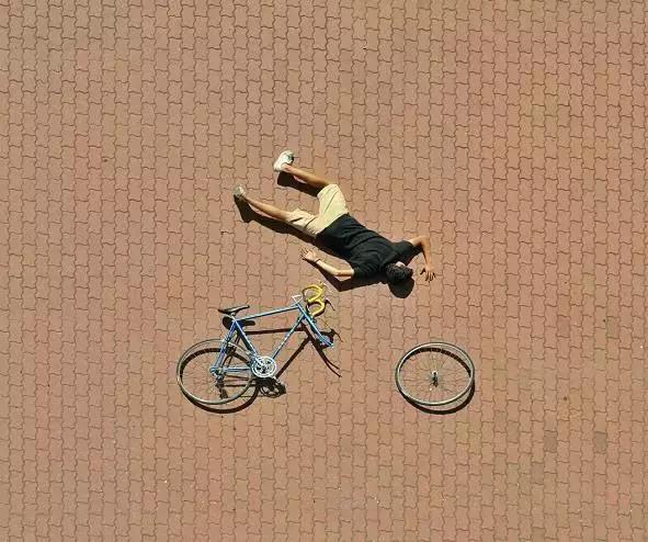 别人总说我活得不太正经,怎么办?