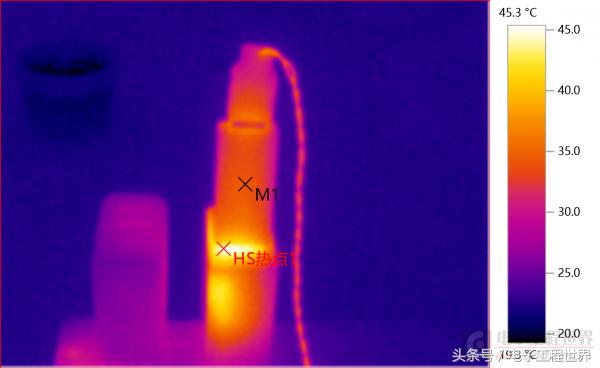 电源适配器和电源充电器外观区别,智能充电器与电源适配器哪个好