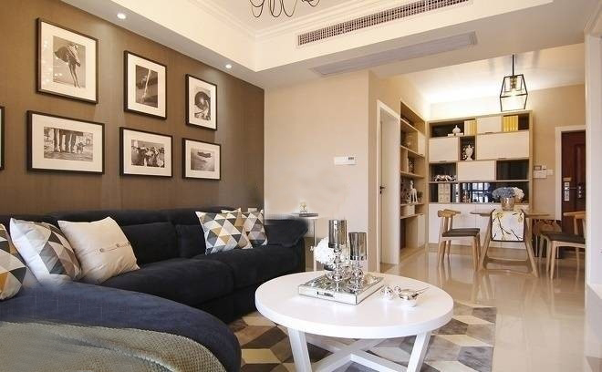 老公非在餐厅装修展示柜，无锡89㎡现代三居室，全包造价10万