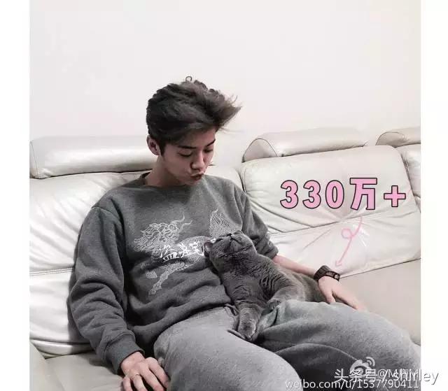 国民闺女关晓彤妆容,关晓彤好看吗鹿晗为啥看上她