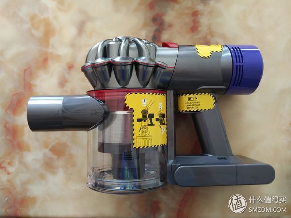 用过戴森才知道家里多脏,dyson戴森吸尘器v10宣传