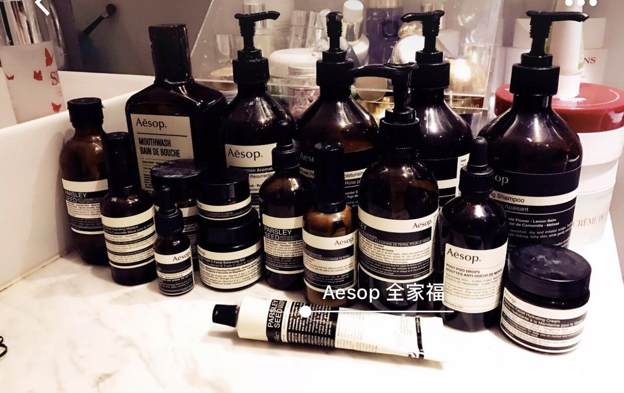 去日本旅游必买化妆品,各地旅游必买物件