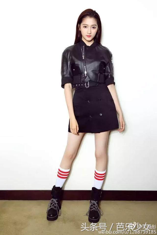 关晓彤用的化妆品才2块钱!我终于知道鹿晗喜欢她的原因……