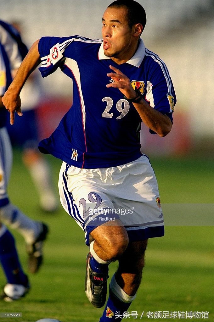 puma足球鞋ultra实战,puma最新公认脚感最好的足球鞋